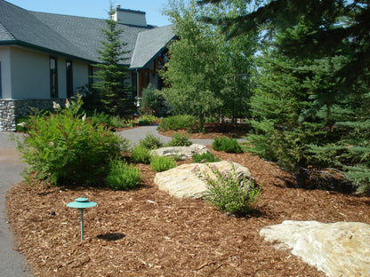 Western Red Cedar Mulch - 2.0 Cubic Foot Bags