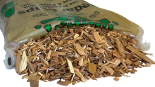 Load image into Gallery viewer, Western Red Cedar Wood Chips - 2.0 Cubic Foot Bag Full Pallet
